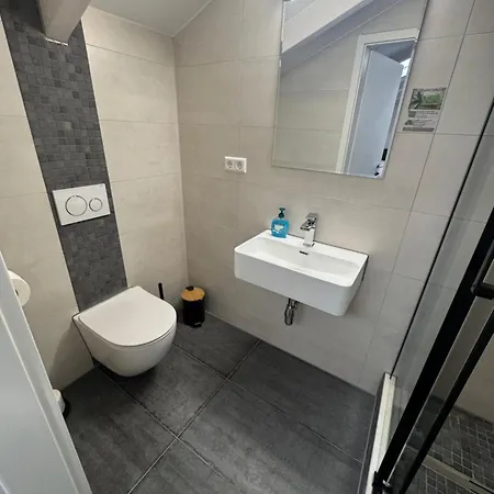 Hotel Capitol Zentrum - 24h - Friedrichshafen