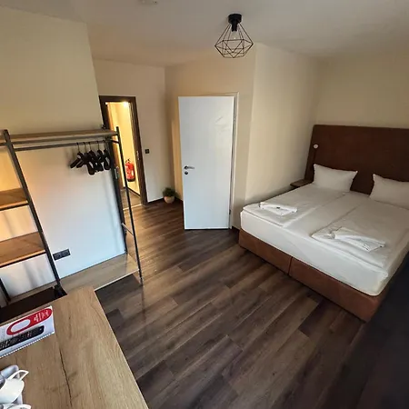 Capitol Zentrum - 24h - 3*