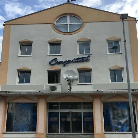 Hotel Capitol Zentrum - 24h -