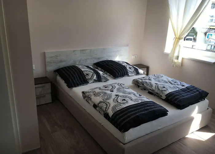 Capitol Zentrum - 24h - 3* Фридрихсхафен