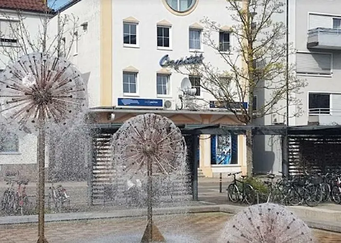 Hotel Capitol Zentrum - 24h -